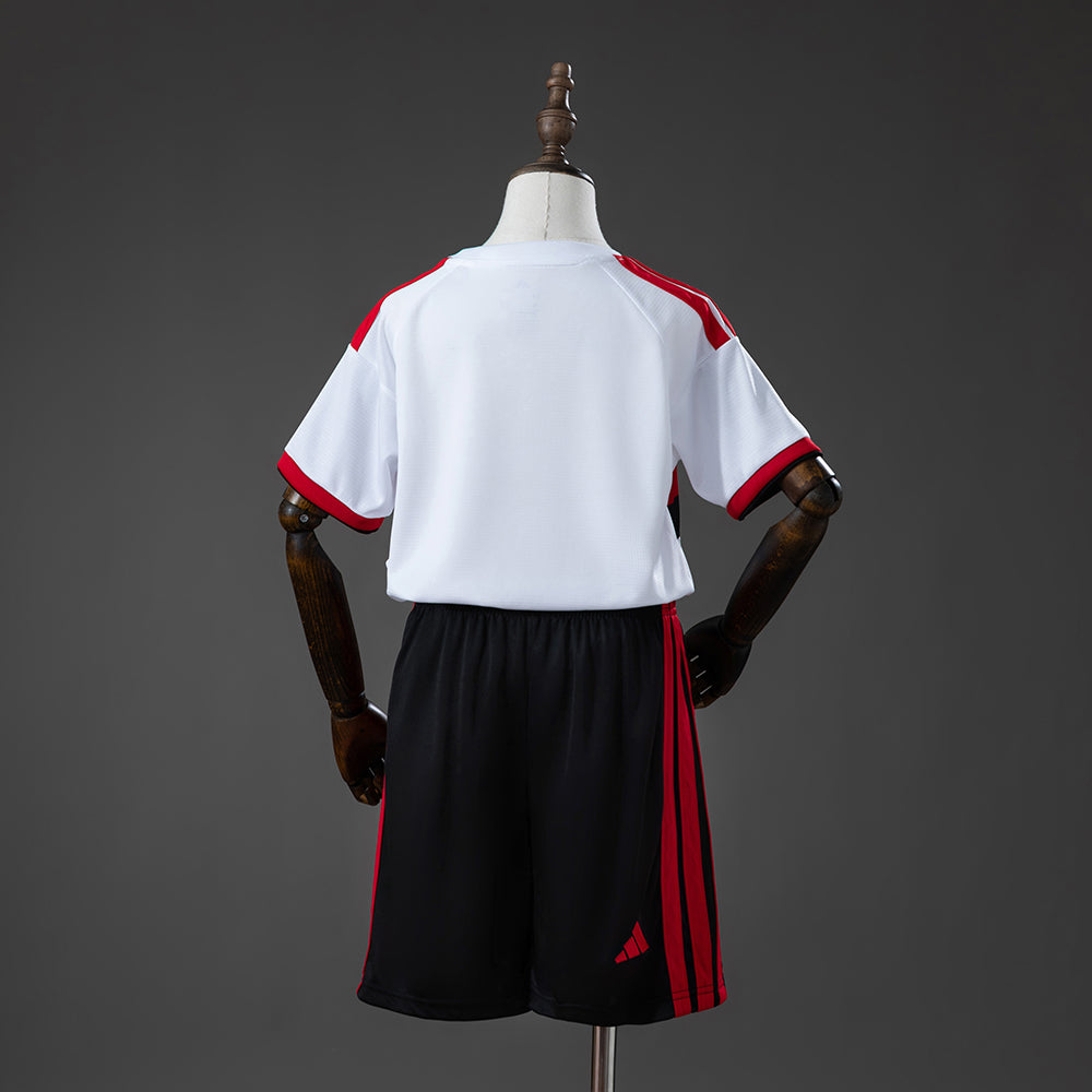 Conjunto Flamengo Alternativo Equipamento 26/27 Criança