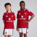 Conjunto Manchester United Primeiro Equipamento 26/27 Criança